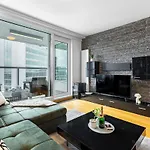 Panorama 1-Bedroom Apartment On Floor 13 With City View And Parking By Skyviews * Bratislava