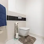 Apartamento Panorama 1-Bedroom Apartment On Floor 13 With City View And Parking By Skyviews
