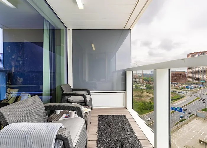 Panorama 1-Bedroom Apartment On Floor 13 With City View And Parking By Skyviews