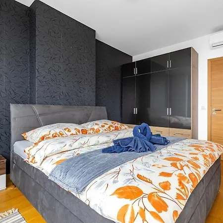 Panorama 1-bedroom On Floor 13 With View And Parking By Skyviews Апартаменты *