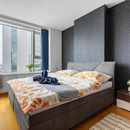 Panorama 1-bedroom On Floor 13 With View And Parking By Skyviews